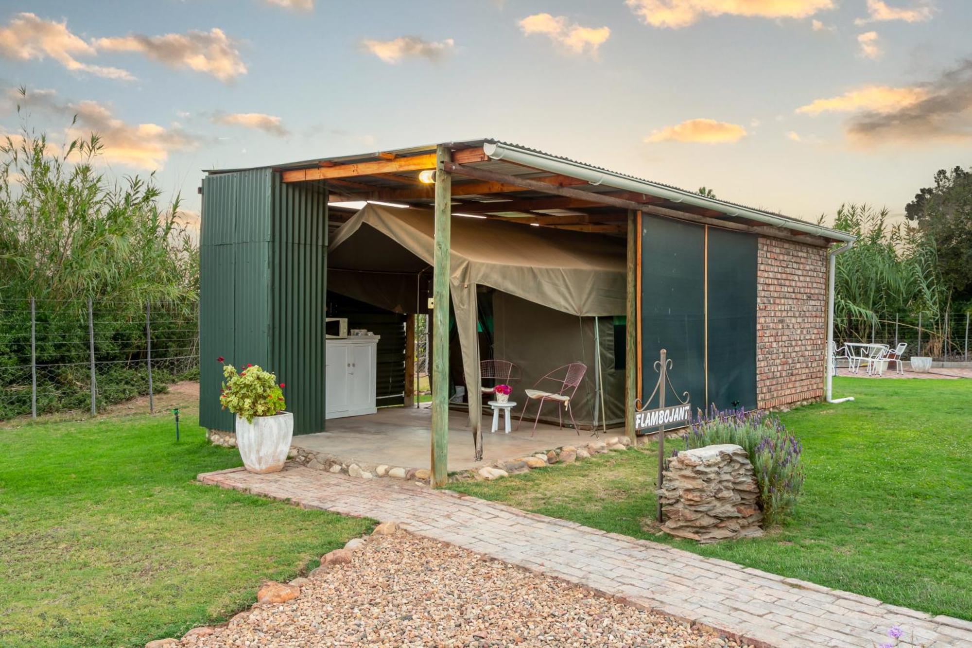 Die Fonteine Country Guesthouse And Glamping Оудсхорн Экстерьер фото