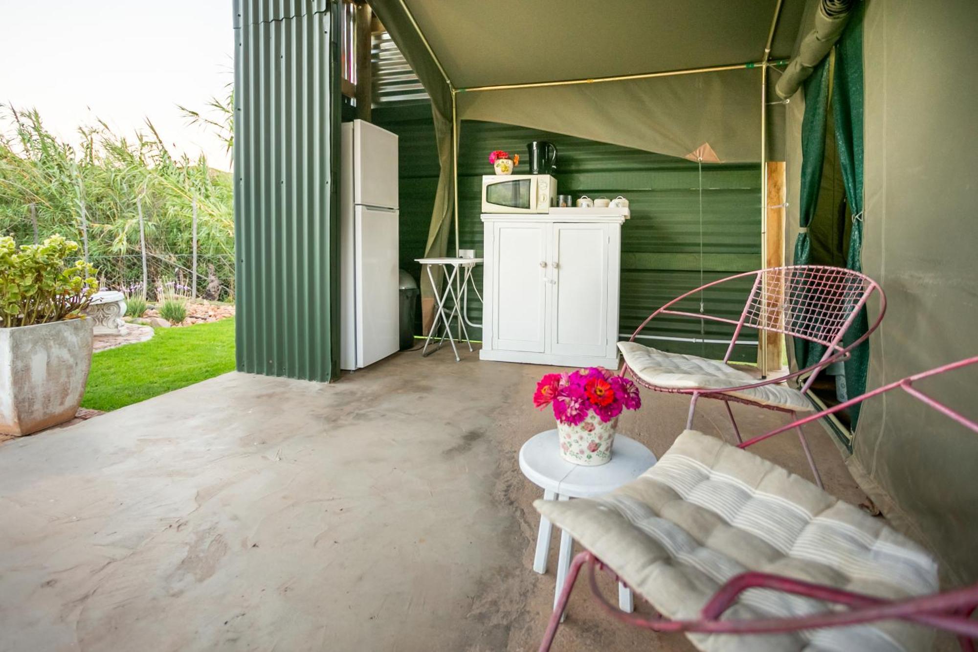 Die Fonteine Country Guesthouse And Glamping Оудсхорн Экстерьер фото